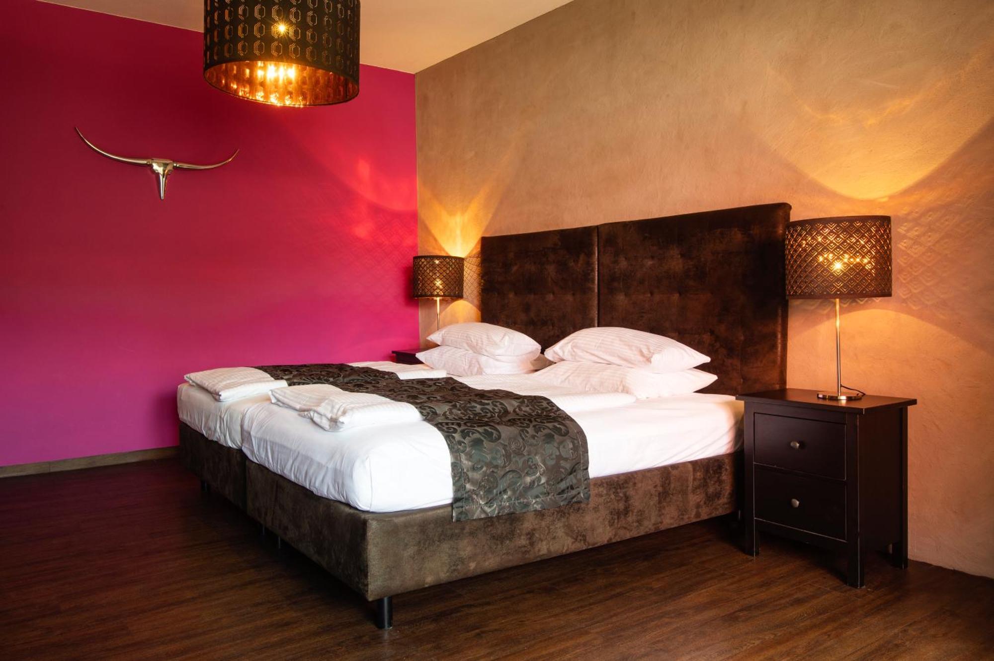Werners Boutique Hotel Фюрт Экстерьер фото